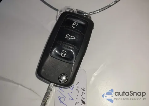 2014 Volkswagen Jetta 2.0L S z USA, uszkodzony, nr VIN 3VW1K7AJ7EM413985